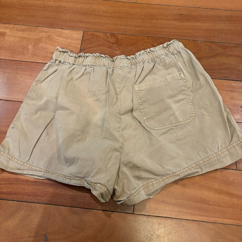 Drawstring Shorts - Picture 2 of 3